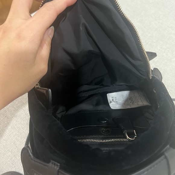 MONCLER BACKPACK WITH DETACHABLE STRAPS✨ - Picture 11 of 17